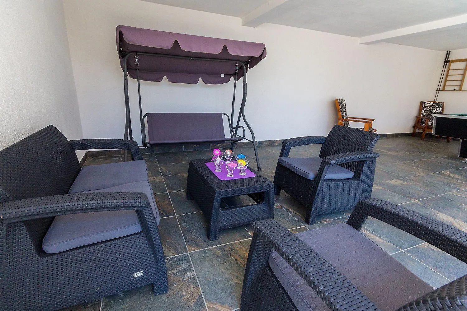 Malerisches Apartment Nur 150 Meter Zum Strand Mit Jacuzzi, Pool, Meerblick, Billard Dramalj 0*,  Croatia