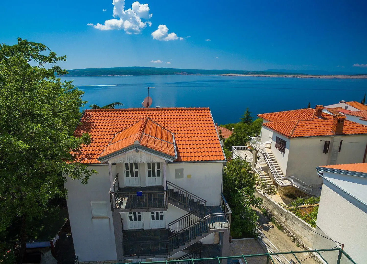 Malerisches Apartment Nur 150 Meter Zum Strand Mit Jacuzzi, Pool, Meerblick, Billard Dramalj