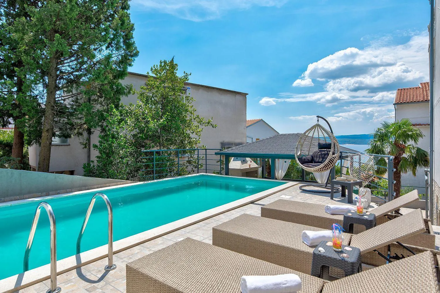 Malerisches Apartment Nur 150 Meter Zum Strand Mit Jacuzzi, Pool, Meerblick, Billard Dramalj 0*,
